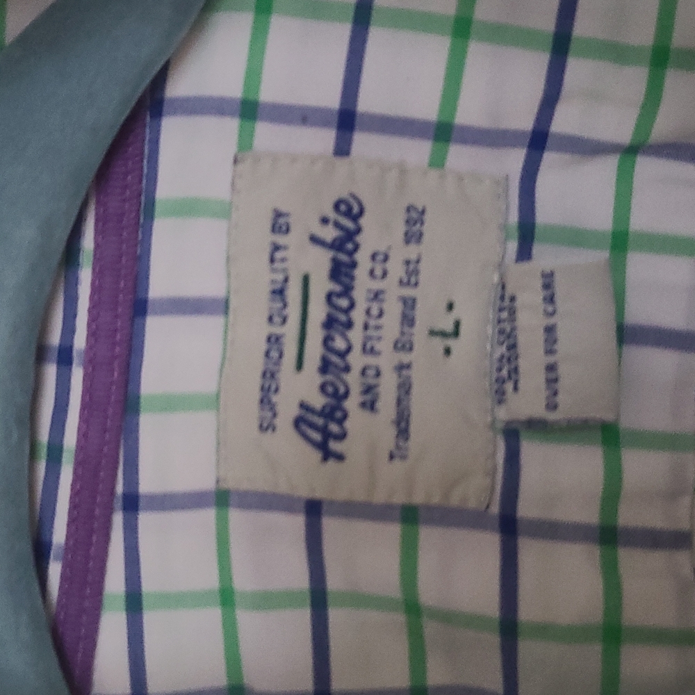 5 Stylish Boutique Button-Downs - image 4